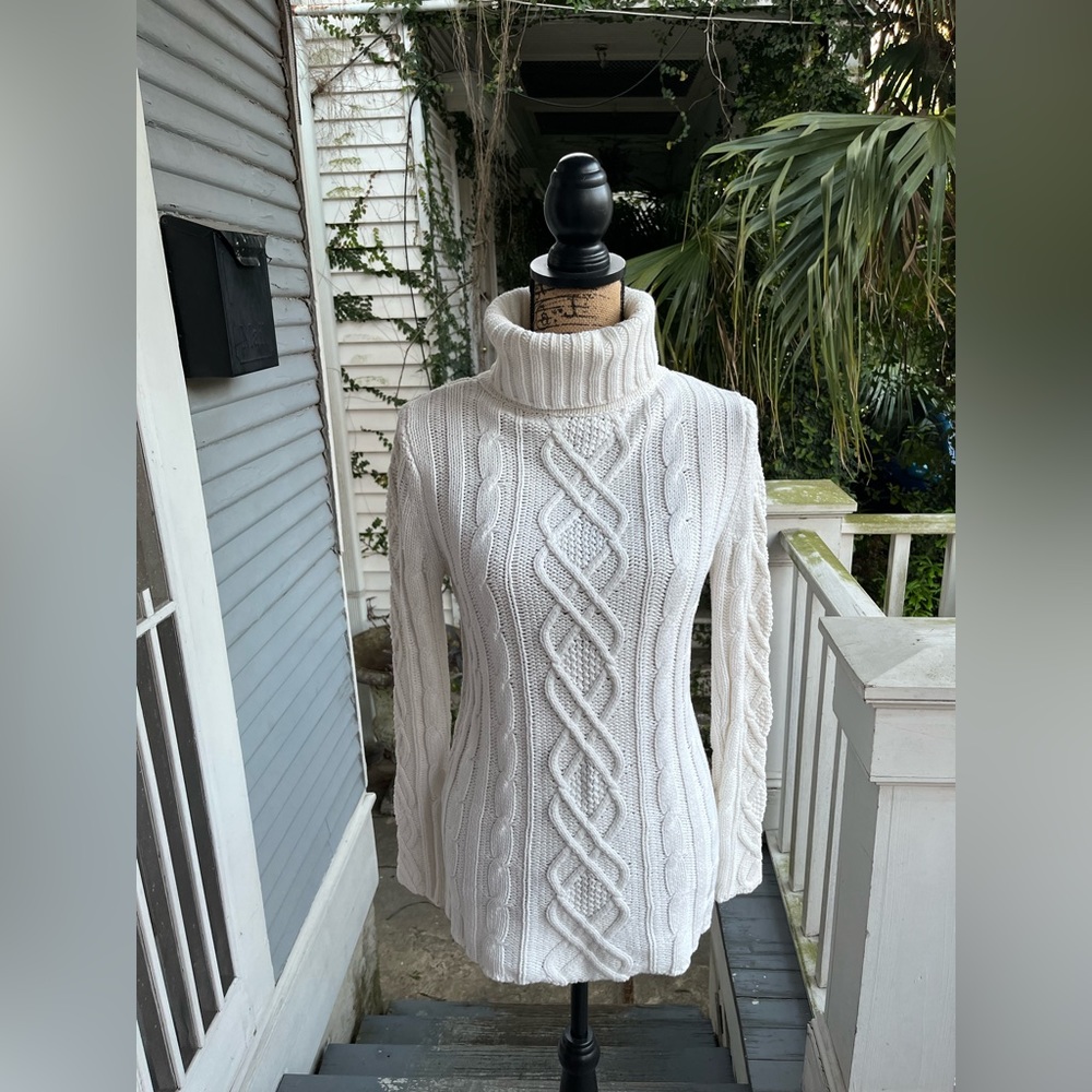 Donna Salyers’ Fabulous Turtleneck